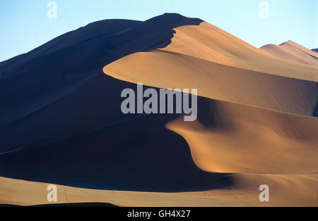 Geographie/Reisen, Namibia, Dune im Morgenlicht, Sossusvlei, Namib-Naukluft-Park, Afrika, Additional-Rights - Clearance-Info - Not-Available Stockfoto