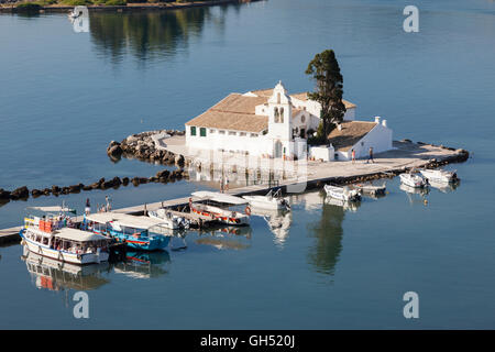 Nahaufnahme des Heiligen Klosters Panagia Vlacherna, Kanoni, Ionische Insel, Korfu, griechische Inseln, Griechenland Stockfoto