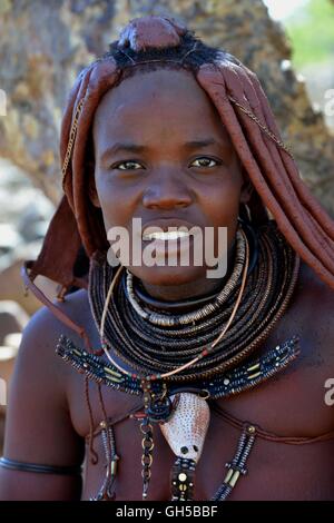 Geographie/Reisen, Namibia, Frau Himba, in der Nähe von Ovikange, Kaokoveld, Additional-Rights - Clearance-Info - Not-Available Stockfoto