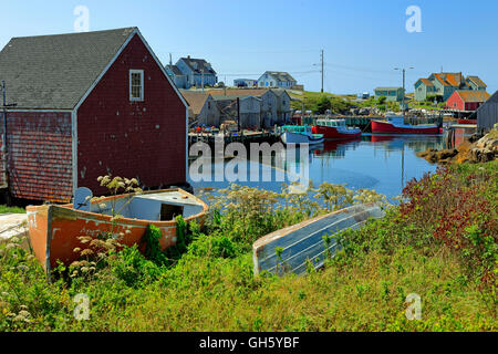 Peggys Cove, Nova Scotia, Kanada zeigen Hütten Fisch und Hummer Boote im Sommer Stockfoto