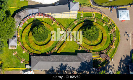 Luftaufnahme, Kinder, Spaß im Vergnügungspark parken, Schloß Beck, Achterbahn, Ferienspaß, Burg, Feldhausen, Kirchhellen, Stockfoto