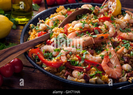 Charizo Garnelen paella Stockfoto