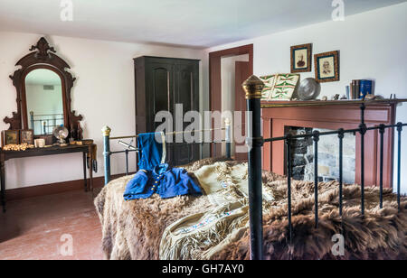 Innere des 1. Leutnant Schlafzimmer, 1858 Offiziere Viertel am Fort Bridger State Historic Site, Wyoming, USA Stockfoto