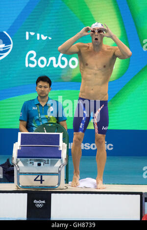Rio De Janeiro, Brasilien. 8. August 2016. Michael Phelps (USA) im Wettbewerb mit den 200m Schmetterling bei den Olympischen Sommerspielen 2016. Bildnachweis: PCN Fotografie/Alamy Live-Nachrichten Stockfoto