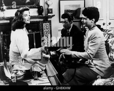 STERBEN NACHT VOR DER HOCHZEIT / The Philadelphia Story USA 1940 / George Cukor KATHARINE HEPBURN (Tracy Lord), JAMES STEWART (Macaulay Connor), RUTH HUSSEY (Elizabeth Imbrie)-Regie: George Cukor aka. The Philadelphia Story Stockfoto