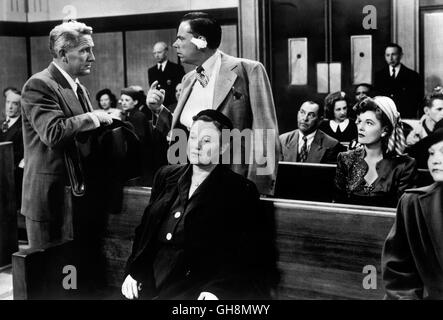 EHEKRIEG Adams Rippe USA 1949 / George Cukor Szene Mit SPENCER TRACY (Adam Bonner), TOM EWELL (Warren Attinger), JUDY HOLLIDAY (Doris Attinger)-Regie: George Cukor aka. Adams Rippe Stockfoto