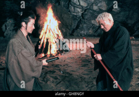 ZATOICHI - DER BLINDE SAMURAI / Zatoichi JAP 2003 / Takeshi Kitano Hattori (TADANOBU ASANO) Und Zatoichi (BEAT TAKESHI) Regie: Takeshi Kitano aka. Zatoichi Stockfoto