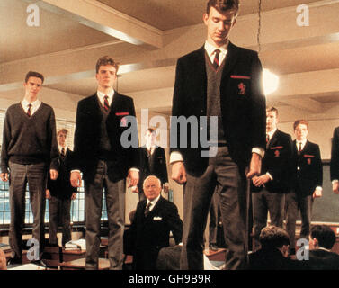 DER CLUB DER TOTEN DICHTER / Dead Poet Society USA 1988 / Peter Weir Szene Mit JAMES WATERSTON, ALLELON RUGGIERO, DYLAN KUSSMANN Regie: Peter Weir aka. Tote Dichter-Gesellschaft Stockfoto