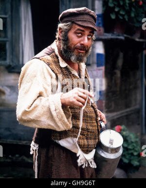 Der Jüdische Milchmann Tevje (CHAIM TOPOL) Film, Fernsehen, Literaturverfilmung, Musical, 70er, Porträt-Regie: Norman Jewison aka. Fiddler on the Roof Stockfoto