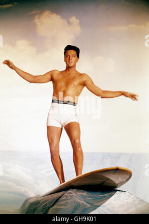 ELIVS PRESLEY ELVIS PRESLEY in Badehose, Filmszene aus "Paradise, Hawaiian Style" (Badefan Paradies), Film, Fernsehen, Portrait, Schauspieler, Musik, 50er Stockfoto