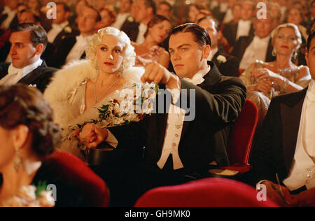 AVIATOR USA 2004 Martin Scorsese Jean Harlow (GWEN STEFANI) Und Howard Hughes (LEONARDO DiCAPRIO) Regie: Martin Scorsese Stockfoto