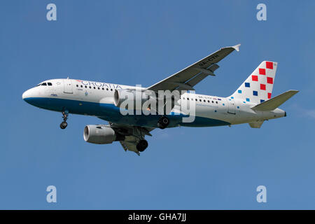 Croatia Airlines Airbus A319 Jet Airliner auf Ansatz Stockfoto