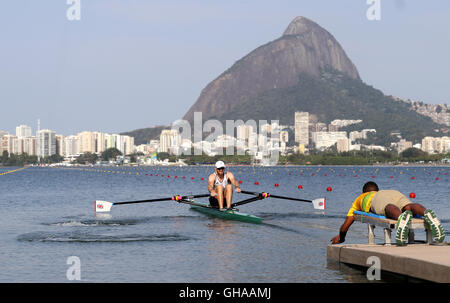 Der Brite Alan Campbell konkurriert im Mens einzelne Sculls Viertelfinale am Lagoa Stadion am vierten Tag der Olympischen Spiele in Rio, Brasilien. Stockfoto