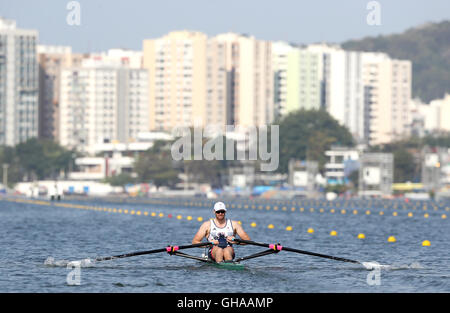 Der Brite Alan Campbell konkurriert im Mens einzelne Sculls Viertelfinale am Lagoa Stadion am vierten Tag der Olympischen Spiele in Rio, Brasilien. Stockfoto