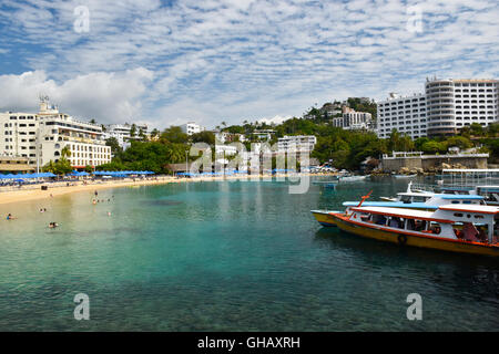 Playa Caleta Strand, Acapulco, Mexiko Stockfoto