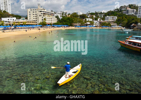 Playa Caleta Strand, Acapulco, Mexiko Stockfoto