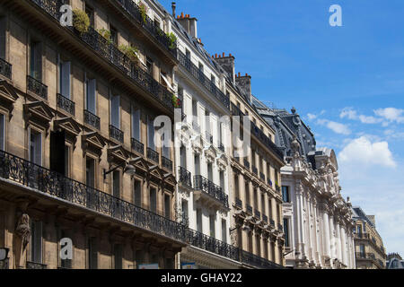 Ansicht von Wohngebäuden in Paris Stockfoto