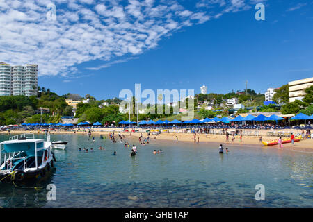 Strand Playa Caletilla, Acapulco, Mexiko Stockfoto