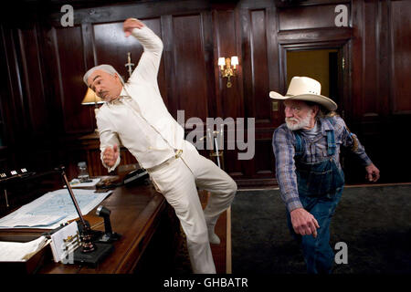 EIN DUKE KOMMT SELTEN ALLEIN die Herzöge von Hazzard USA 2005 Jay Chandrasekhar Boss Hogg (BURT REYNOLDS) und Onkel Jesse (WILLIE NELSON) Regie: Jay Chandrasekhar aka. Die Herzöge von Hazzard Stockfoto