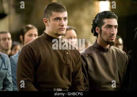 HARRY POTTER UND DER FEUERKELCH Harry Potter und der Becher des Feuers USA 2005 Mike Newell Viktor Krum (STANISLAV IANEVSKI, Lef)-Regie: Mike Newell aka. Harry Potter und der Feuerkelch Stockfoto