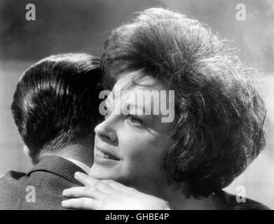 Ich könnte noch mehr Gesang GB 1962 Ronald Neame DIRK BOGARDE, JUDY GARLAND Regie: Ronald Neame Stockfoto