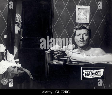 KOMMISSAR MAIGRET STELLT EINE FALLE Maigret neigen un Piege Frankreich/Italien 1957 Jean Delannoy JEAN DEBUCOURT (Guimart)-Regie: Jean Delannoy aka. Maigret neigen un piege Stockfoto