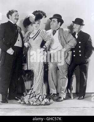 Sie tun ihn falsch USA 1933 Lowell Sherman Gus Jordan (NOAH BERRY), Lady Lou (MAE WEST), Chick Clark (OWEN MOORE), Spider Kane (DEWEY ROBINSON) Regie: Lowell Sherman Stockfoto