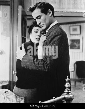 SYMPHONIE DES HERZENS Rhapsody USA 1954 Charles Vidor Paul Bronte (VITTORIO GASSMAN), Louise Durant (ELIZABETH TAYLOR)-Regie: Charles Vidor aka. Rhapsodie Stockfoto