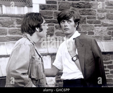 DAS Streben nach Glück USA 1971 Robert Mulligan Melvin Laswer (ROBERT KLEIN) und William Popper (MICHAEL SARRAZIN)-Regie: Robert Mulligan Stockfoto