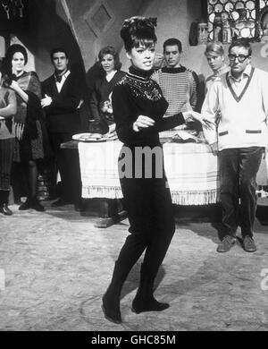 DER rosarote PANTHER UK/USA 1963 Blake Edwards Szene mit MERI WELLES, PETER SELLERS (rechts) Regie: Blake Edwards Stockfoto