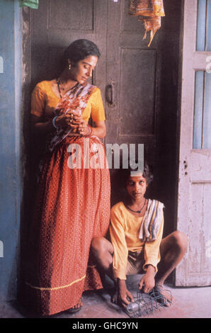 SALAAM BOMBAY! Salaam Bombay UK/Indien/Frankreich 1988 Mira Nair ANEETA KANWAR (Rekha Golub), SHAFIQ SYED (Krishna) Regie: Mira Nair aka. Salaam Bombay Stockfoto