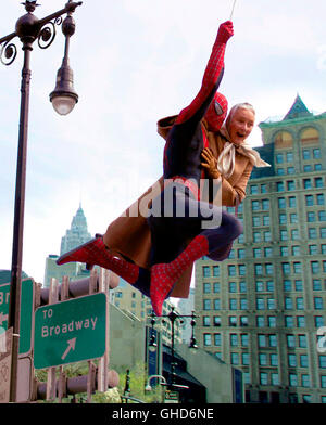 SPIDER-MAN 2 / USA 2004 / Sam Raimi Spider-Man (TOBEY MAGUIRE)-Regie: Sam Raimi Stockfoto