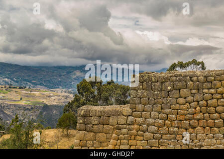 Ingapirca, ein touristischer Ort ist, befindet sich einen uralter Inka-Tempel in der Provinz Azuay, Ecuador Stockfoto