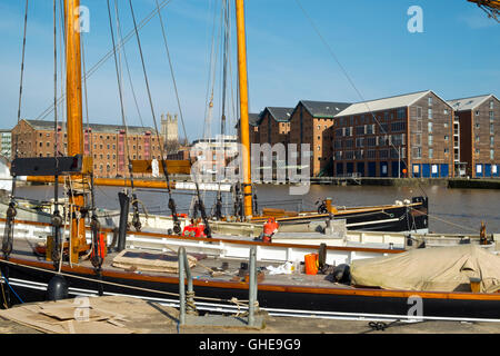 Traditionelle Schiffe gewartet. in Gloucester Docks, Gloucester, Großbritannien Stockfoto