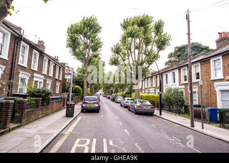 Straße der viktorianischen Häusern in Peckham, South East London, England, UK Stockfoto