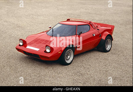 1975 Lancia Stratos V6 2 5 Liter 4 OHC 2 türige Coupé Lancia Rallye-Weltmeisterschaft gewann 1974-75 und 76 mit der Stratos Stockfoto