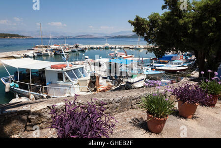 Fischerdorf Kouloura, Korfu, Ionische Insel, griechische Inseln, Griechenland Stockfoto