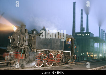 Ehemalige United Station Transport Armeekorps 0-6-0 t bei Anshan Iron and Steel Works. September 1985. Stockfoto