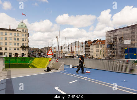 Reparatur der glatten Oberfläche des Inneren Harbour Bridge in Kopenhagen, 13. Juli 2016. Stockfoto