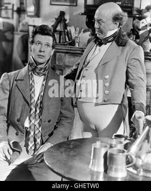 DIE PICKWICK PAPERS UK 1952 Noel Langley JAMES DONALD (Nathaniel Winkle) und JAMES HAYTER (Samuel Pickwick) in einer komischen Szene. Regie: Noel Langley Stockfoto