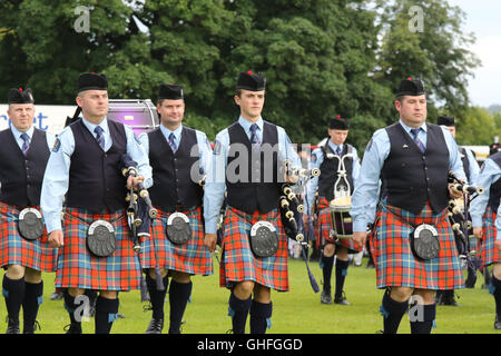 Die New Zealand Police Pipe Band in Aktion bei den Lisburn & Castlereagh Stadtrat Pipe Band Meisterschaft 2016 Stockfoto