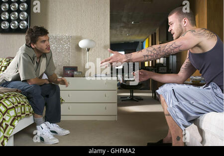 ALPHA DOG Alpha Dog USA 2006 Nick Cassavetes Alpha Dog / Johnny (EMILE HIRSCH) mit Frankie (JUSTIN TIMBERLAKE) Regie: Nick Cassavetes aka. Alpha-Hund Stockfoto