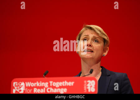 Liverpool, Vereinigtes Königreich. 28. September 2016.Yvette ist die MP für Pontefract und Castleford Credit: Rupert Rivett/Alamy Live News Stockfoto