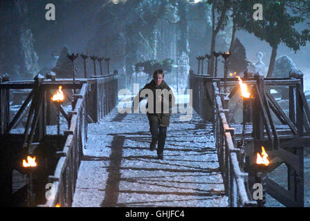 Wintersonnenwende - Die Jagd Nach Den Sechs Zeichen des Lichts / Will Stanton (ALEXANDER LUDWIG) Regie: David L. Cunningham aka. Der Sucher: Die Dunkelheit steigt Stockfoto