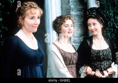 Nachdem Sie Durch Den Tod Ihres Anspieltipp Sowohl Den Wohnsitz der Familie Wie Auch Allen Missständen Verloren Haben Und Somit Gesellschaftlich Degradiert Sind, suchen Die Beiden Ungleichen Schwestern Elinor Und Marianne Dashwood ausgekreuzt Auf Ihre Ganz heraus Kunst Nach Dachmarke Persönlichen Glück. Szene Mit Elinor (EMMA THOMPSON), Marianne (KATE WINSLET) Und Mrs Dashwood (GEMMA JONES). Regie: Ang Lee aka. Sinn und Sinnlichkeit Stockfoto