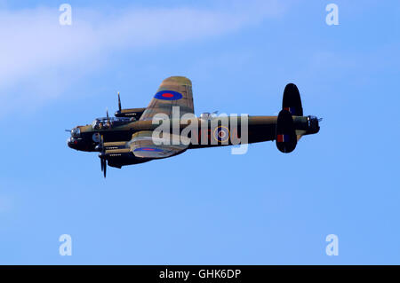 Canadian Warplane Heritage Avro Lancaster Mk X, C-GVRA, auf der Southport Air Show, Stockfoto