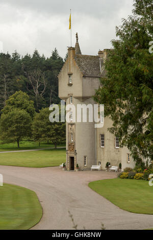 Ballindalloch Castle, bekannt als die "Perle des Nordens", ist eine schottische Burg in Banffshire, Schottland. Stockfoto