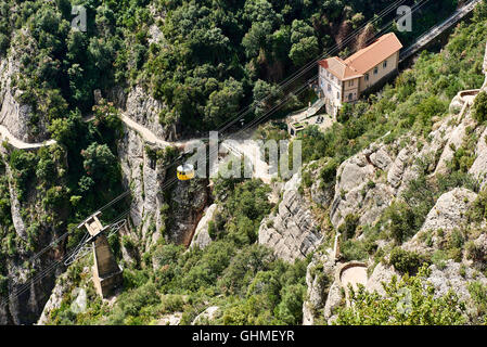 Seilbahn in Montserrat Berge. Katalonien, Spanien Stockfoto