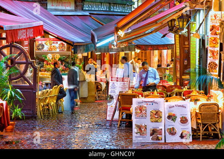 Restaurant in rue des Bouchers in Ilôt Sacré Viertel in Brüssel, Belgien Stockfoto