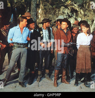 DER SCHATZ IM SILBERSEE Winnetou Und Old Shatterhand Jagen Den Skrupellosen Ganoven Brinkley, wird der Den Sagenhaften Schatz Im Silbersee eine Sitsch einrenken. Szene Mit GÖTZ GEORGE, l. Und KARIN DOR, r. Regie: Harald Reinl Stockfoto